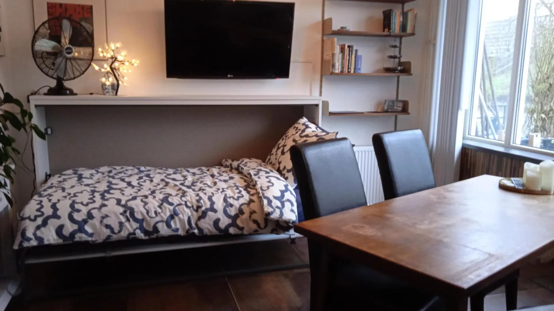 Bed And Breakfast Amsterdam West Netherlands